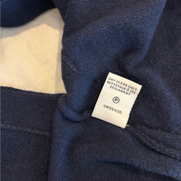 DVF Diane von Furstenberg Nevaeh Sleeveless Boxy Wool-Cashmere Sweater Navy M/L - Picture 8 of 9